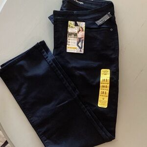 Levi's Women's Straight Leg Jeans - Black